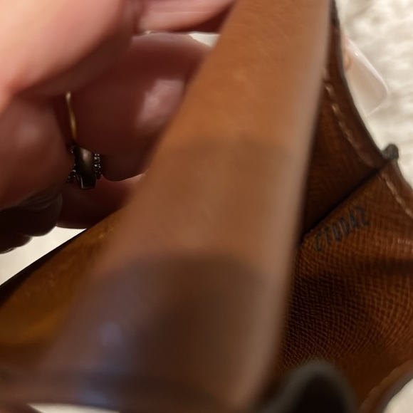 Louis Vuitton pouch - Picture 8 of 8